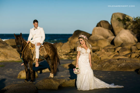 Trash the Dress | Julia + Serginho | Praia do Rosa Trash the Dress | Julia + Serginho | Praia do Rosa