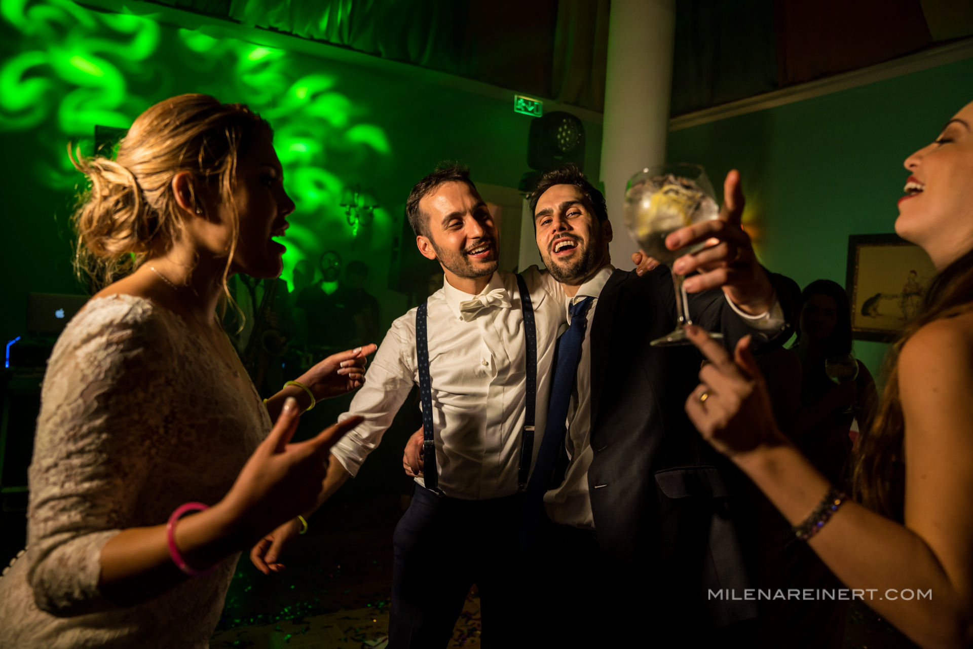 Foto Wedding | Luana + Hyron | Vila Rica - Portugal Foto Wedding | Luana + Hyron | Vila Rica - Portugal - Imagem 98