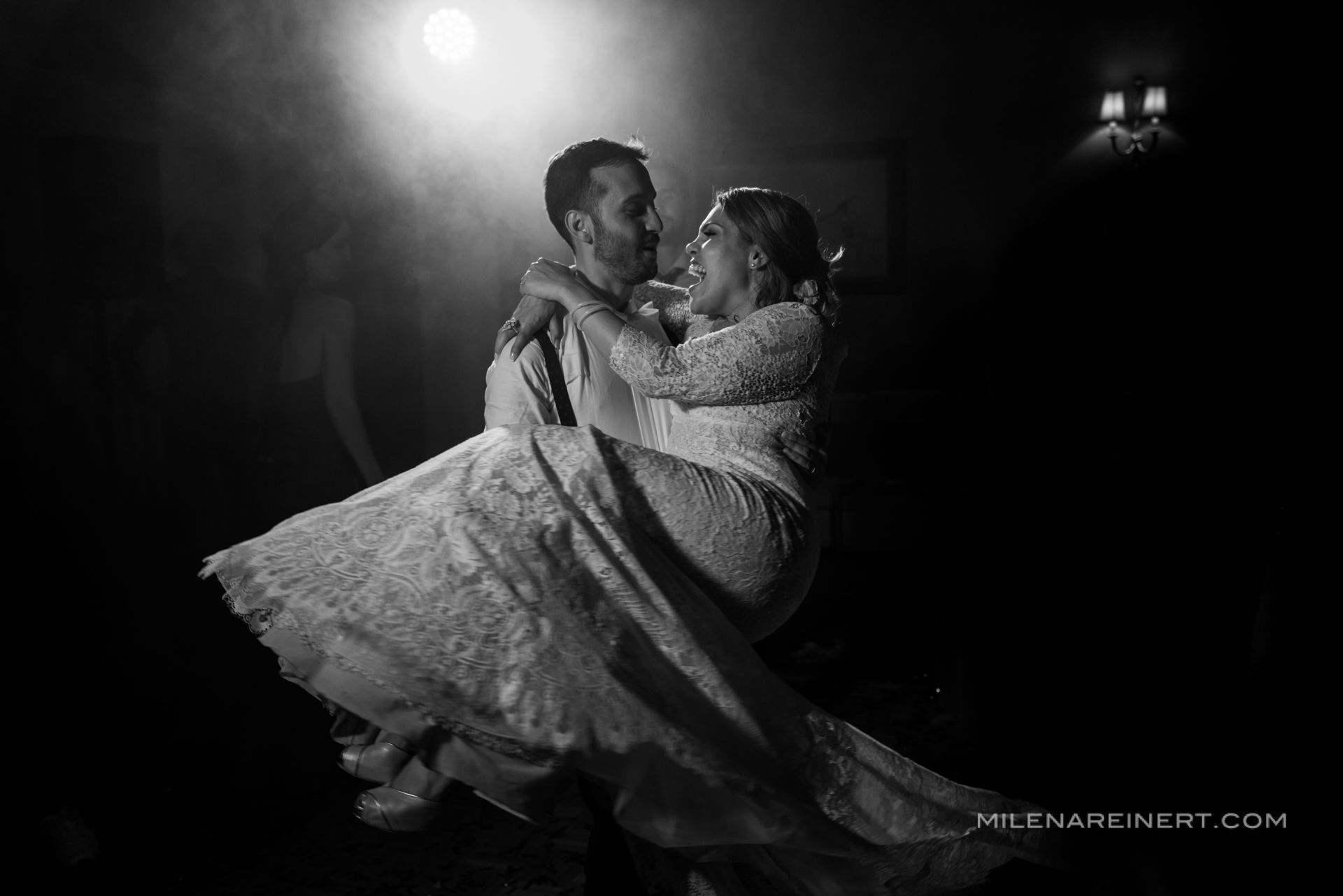 Foto Wedding | Luana + Hyron | Vila Rica - Portugal Foto Wedding | Luana + Hyron | Vila Rica - Portugal - Imagem 104