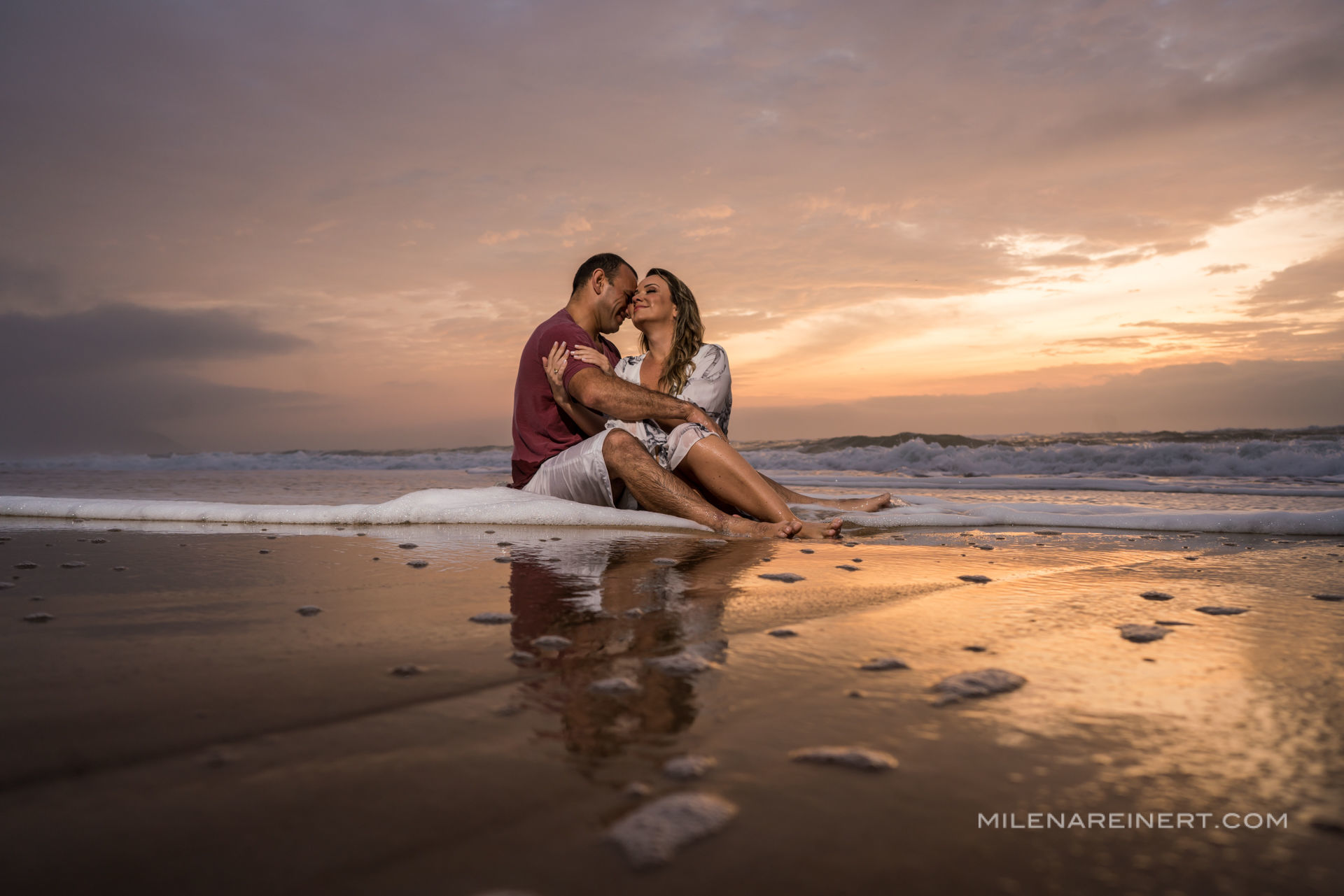Foto Ensaio Pré Casamento | Ana Paula + Thiago | Praia do Moçambique Foto Ensaio Pré Casamento | Ana Paula + Thiago | Praia do Moçambique - Imagem 7