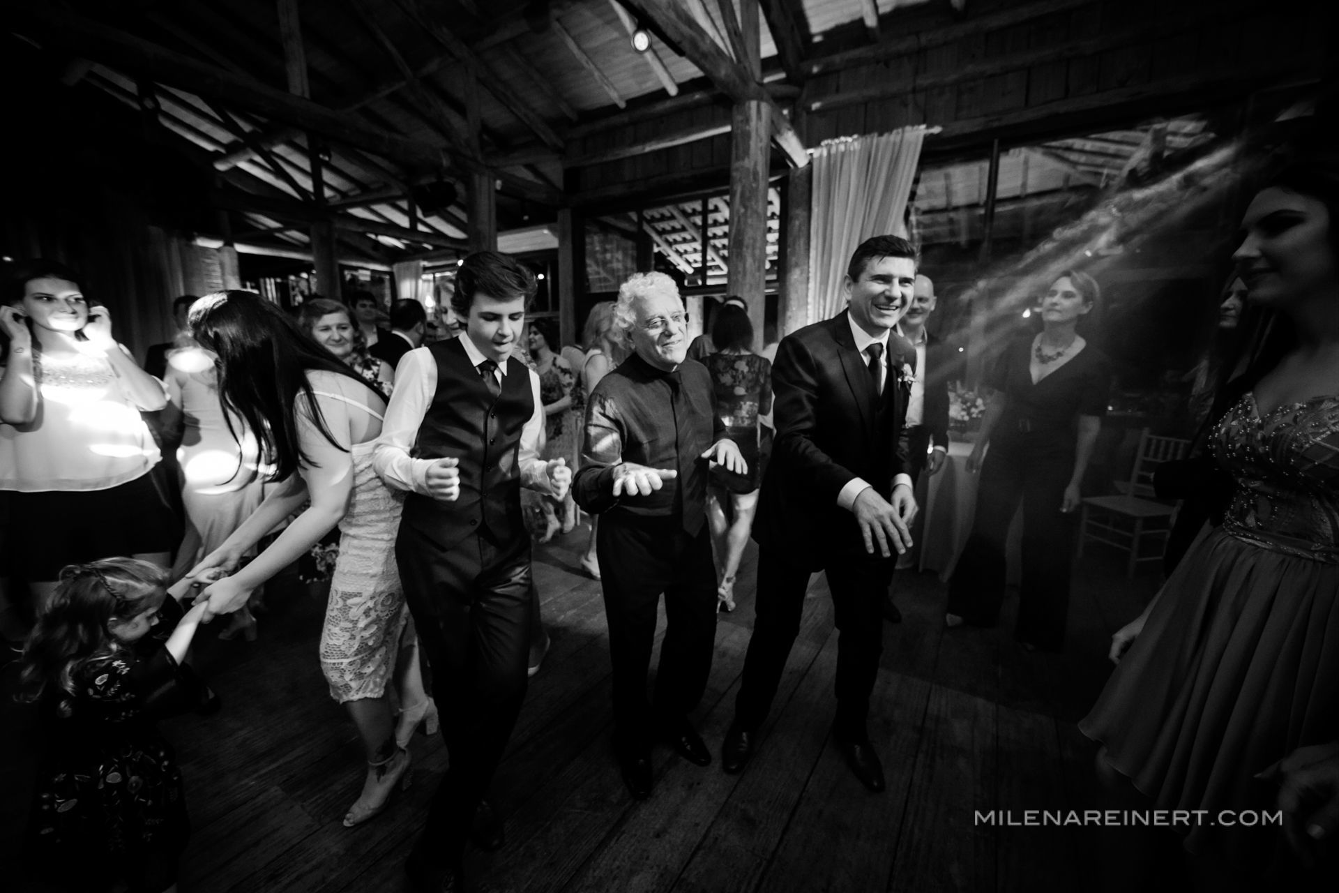 Foto Fotografia de Bodas | Patrícia + Gelson | Blumenau Foto Fotografia de Bodas | Patrícia + Gelson | Blumenau - Imagem 57