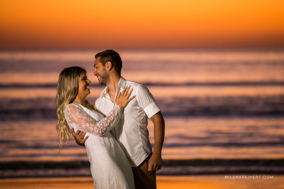 Foto Ensaio Pre Casamento Balneário Camboriú | Bruna + Gabriel Foto Ensaio Pre Casamento Balneário Camboriú | Bruna + Gabriel - Imagem 3