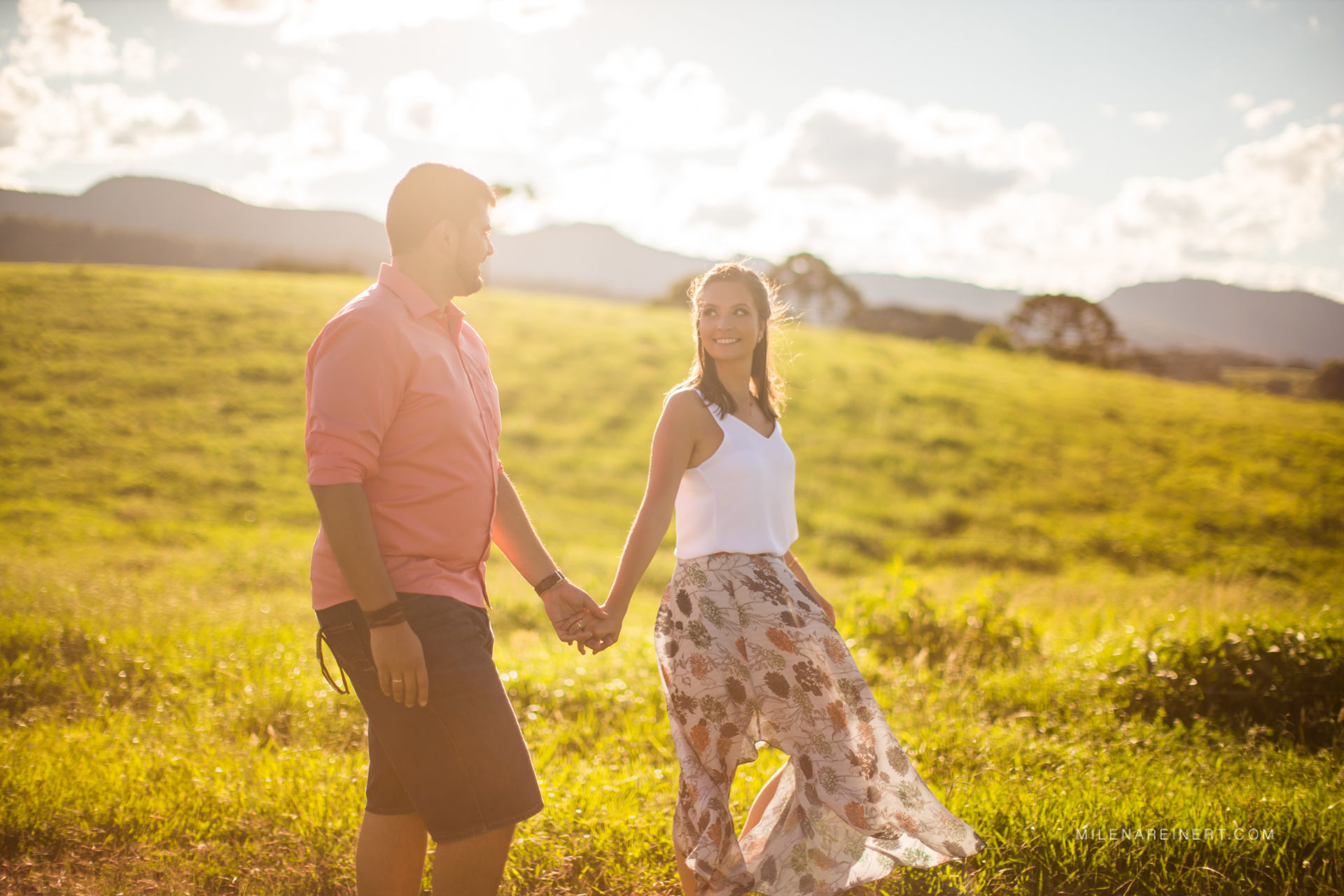 Foto Ensaio Pré Casamento | Júlia + Mário | Vinícola Thera Foto Ensaio Pré Casamento | Júlia + Mário | Vinícola Thera - Imagem 19