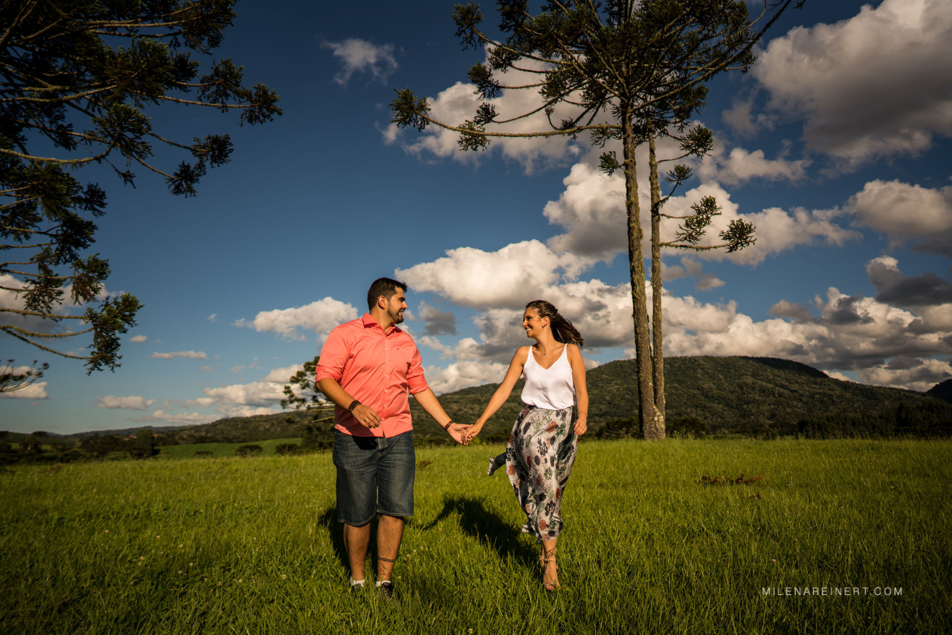 Foto Ensaio Pré Casamento | Júlia + Mário | Vinícola Thera Foto Ensaio Pré Casamento | Júlia + Mário | Vinícola Thera - Imagem 10