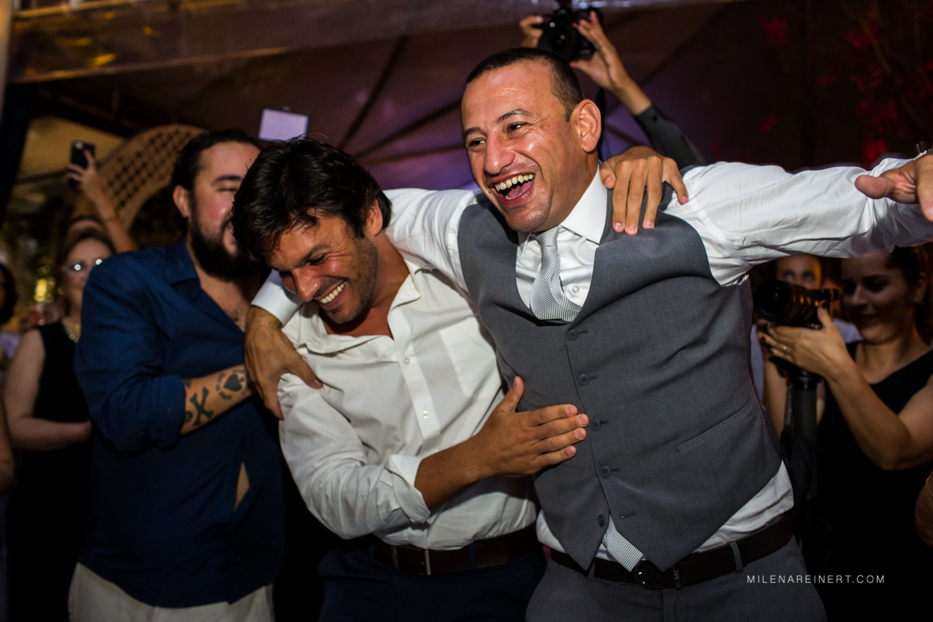 Foto Fotografia de Casamento Florianópolis | Ana + Thiago Foto Fotografia de Casamento Florianópolis | Ana + Thiago - Imagem 77