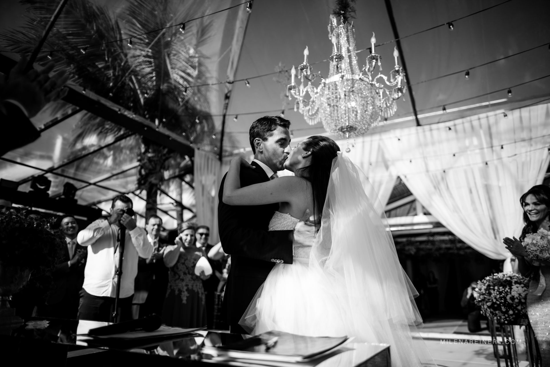 Foto Fotografia de Casamento | Rafaela + Adilson | Florianópolis Foto Fotografia de Casamento | Rafaela + Adilson | Florianópolis - Imagem 43