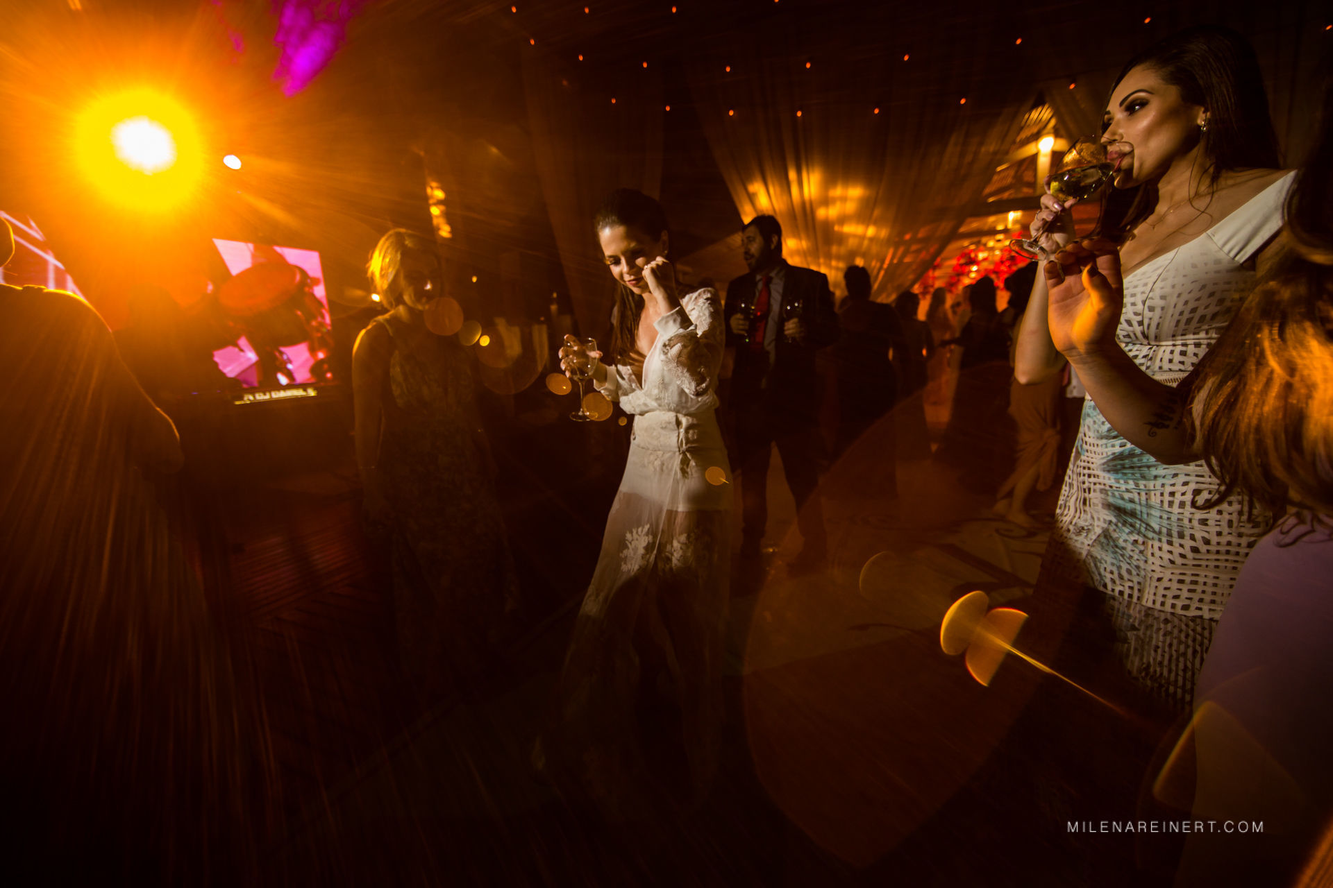 Foto Fotografia de Casamento | Rafaela + Adilson | Florianópolis Foto Fotografia de Casamento | Rafaela + Adilson | Florianópolis - Imagem 96
