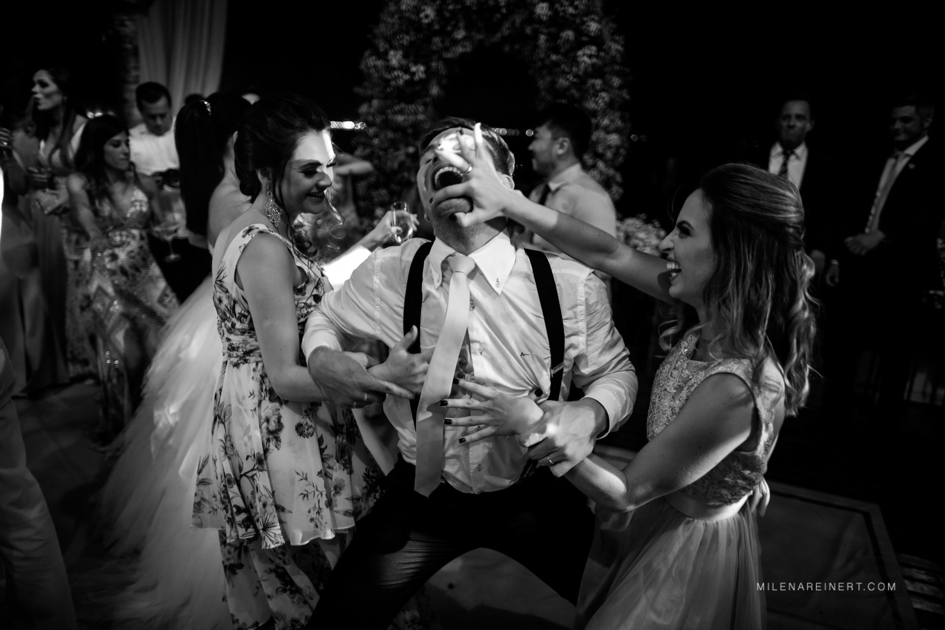 Foto Fotografia de Casamento | Rafaela + Adilson | Florianópolis Foto Fotografia de Casamento | Rafaela + Adilson | Florianópolis - Imagem 87