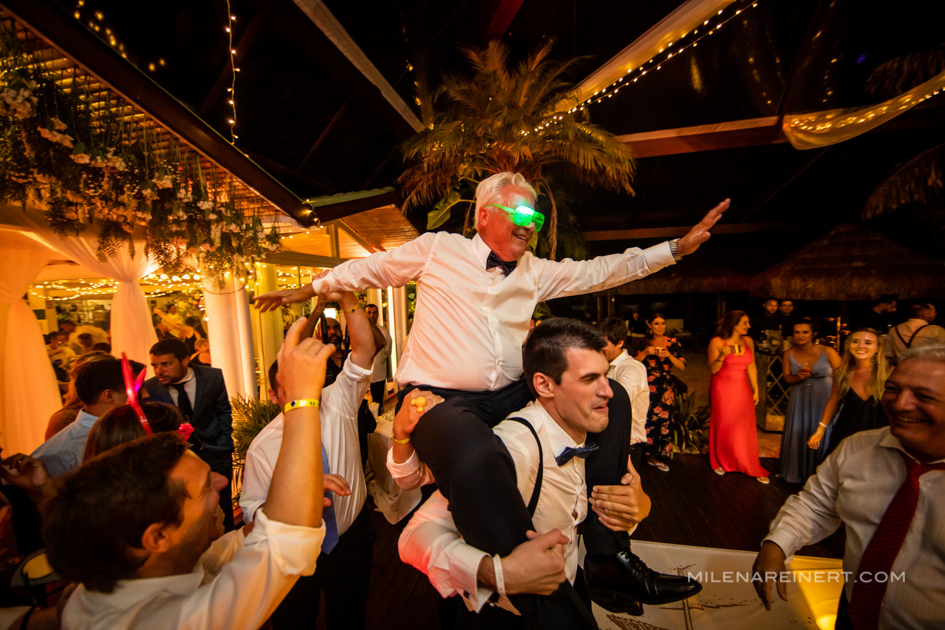 Foto Fotografia de Casamento | Gabriela + Leandro | Hotel Costa Norte Foto Fotografia de Casamento | Gabriela + Leandro | Hotel Costa Norte - Imagem 100