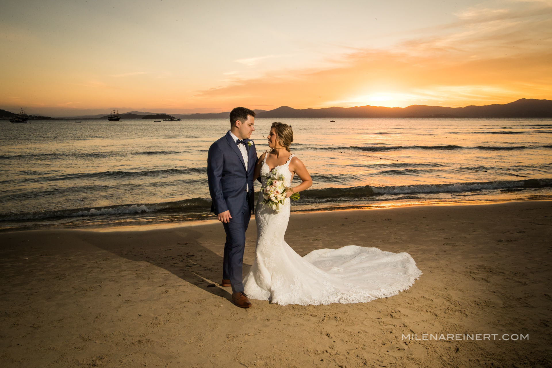 Foto Fotografia de Casamento | Gabriela + Leandro | Hotel Costa Norte Foto Fotografia de Casamento | Gabriela + Leandro | Hotel Costa Norte - Imagem 60