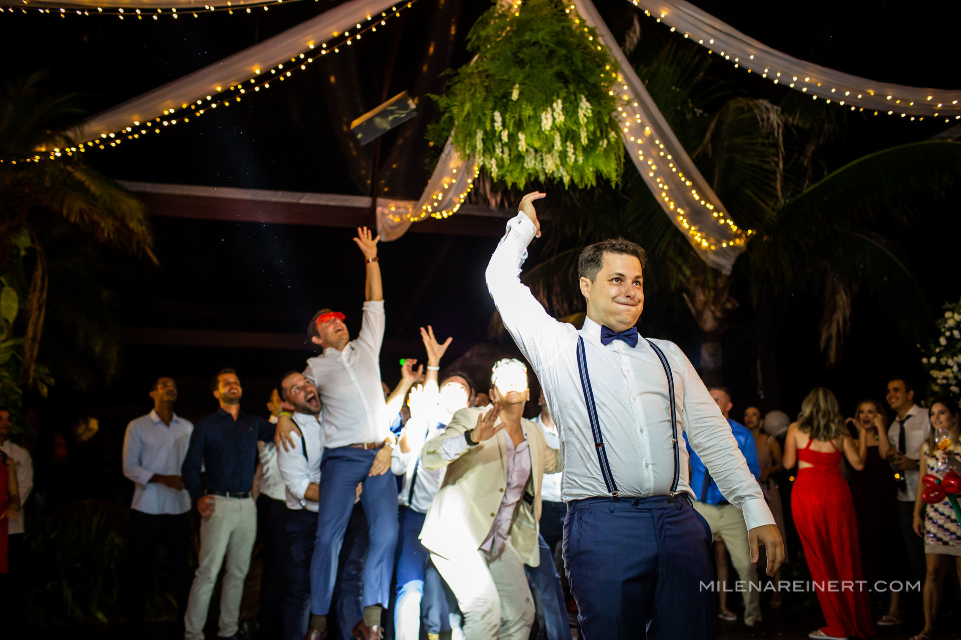 Foto Fotografia de Casamento | Gabriela + Leandro | Hotel Costa Norte Foto Fotografia de Casamento | Gabriela + Leandro | Hotel Costa Norte - Imagem 106