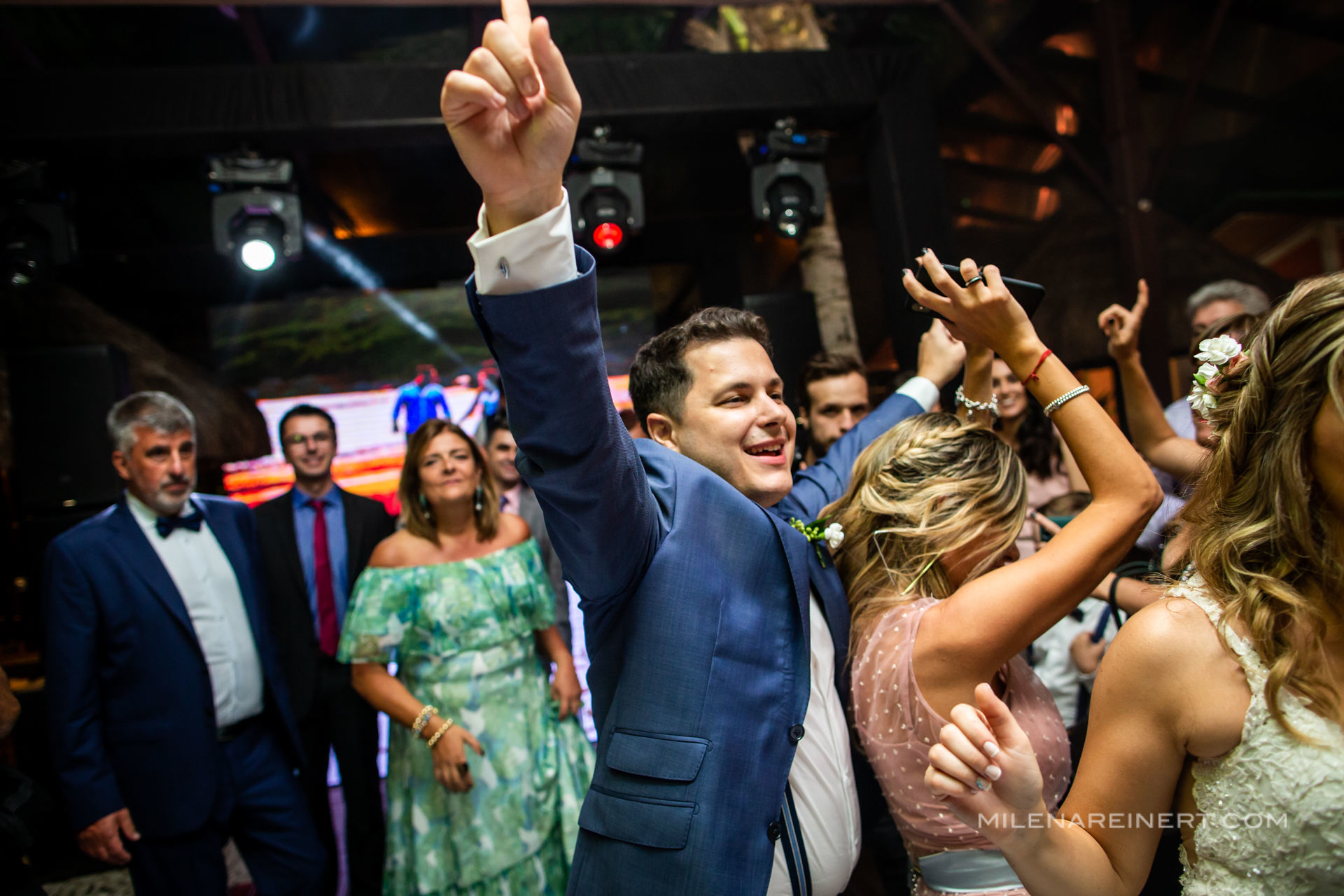 Foto Fotografia de Casamento | Gabriela + Leandro | Hotel Costa Norte Foto Fotografia de Casamento | Gabriela + Leandro | Hotel Costa Norte - Imagem 82