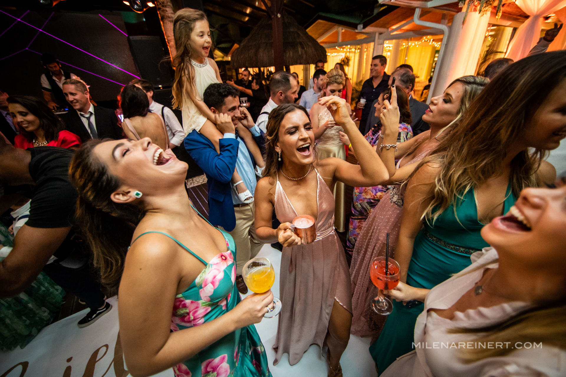Foto Fotografia de Casamento | Gabriela + Leandro | Hotel Costa Norte Foto Fotografia de Casamento | Gabriela + Leandro | Hotel Costa Norte - Imagem 83