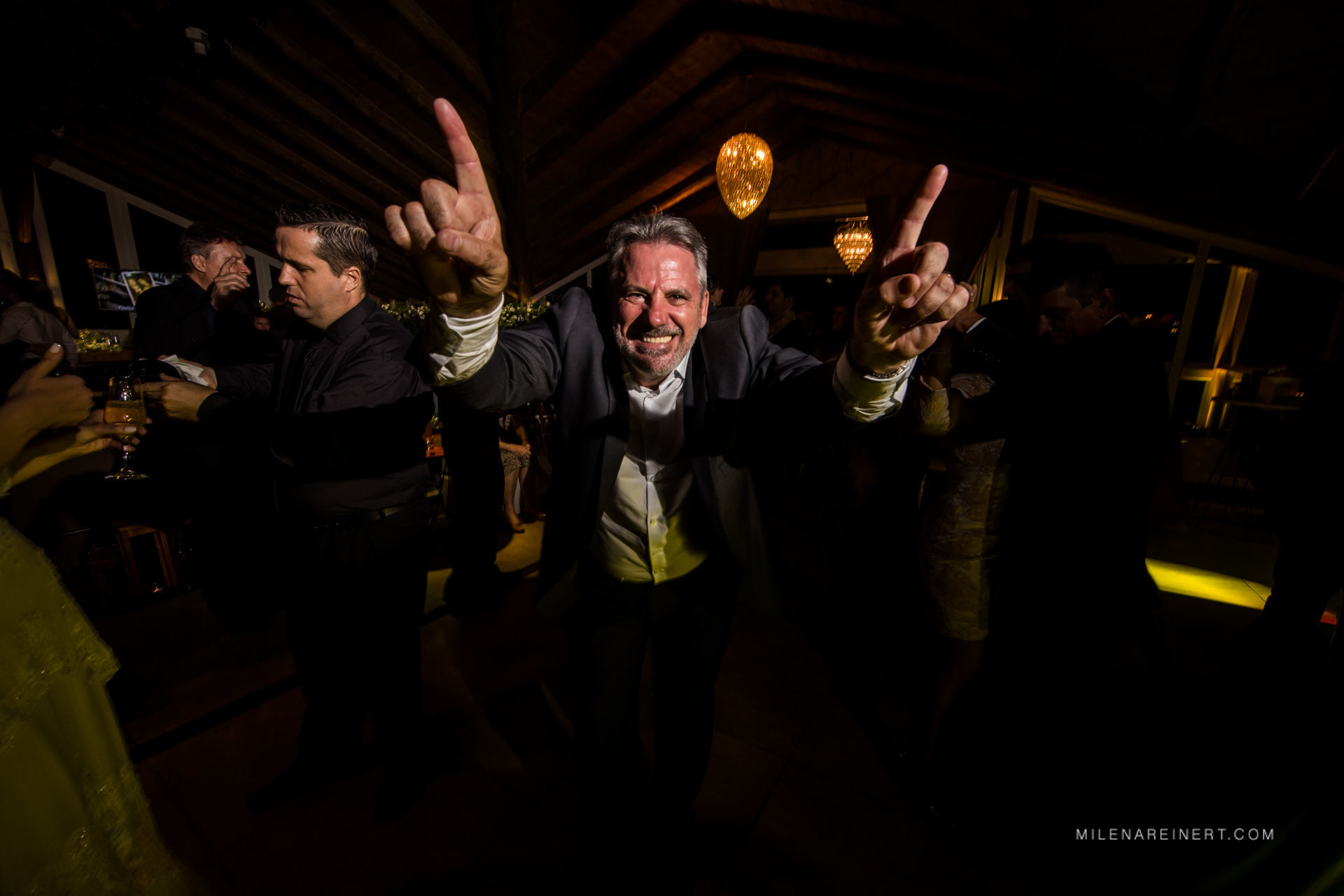 Foto Fotografia de Casamento | Júlia + Mário | Praia do Rosa Foto Fotografia de Casamento | Júlia + Mário | Praia do Rosa - Imagem 91