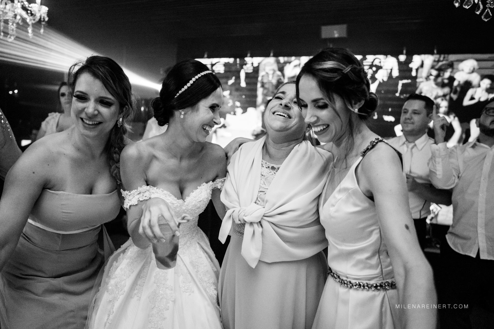 Foto Fotografia de Casamento | Suellen + Felipe | Florianópolis Foto Fotografia de Casamento | Suellen + Felipe | Florianópolis - Imagem 74
