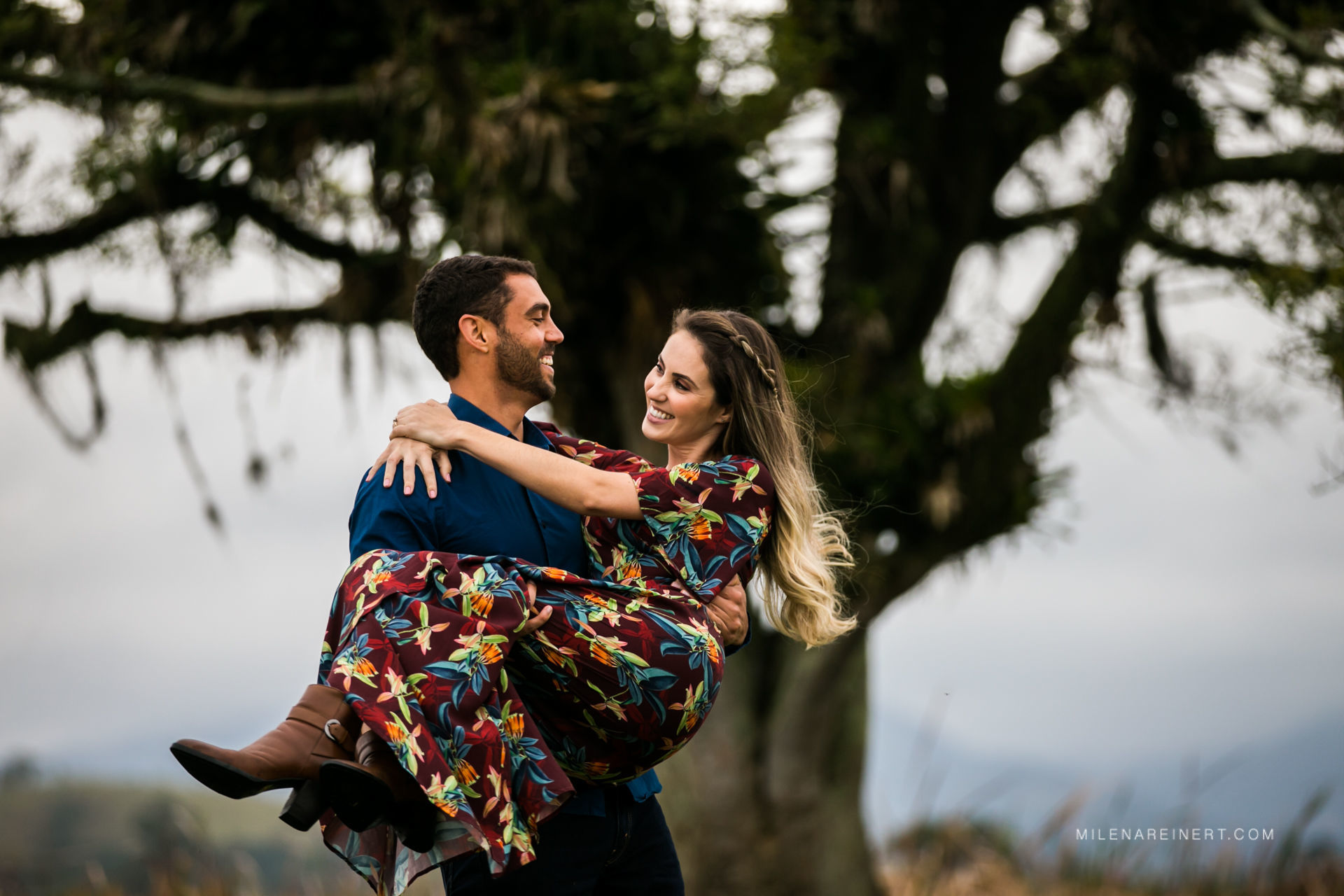 Foto Ensaio Pré Casamento | Aline + Bryan | Tijucas Foto Ensaio Pré Casamento | Aline + Bryan | Tijucas - Imagem 15