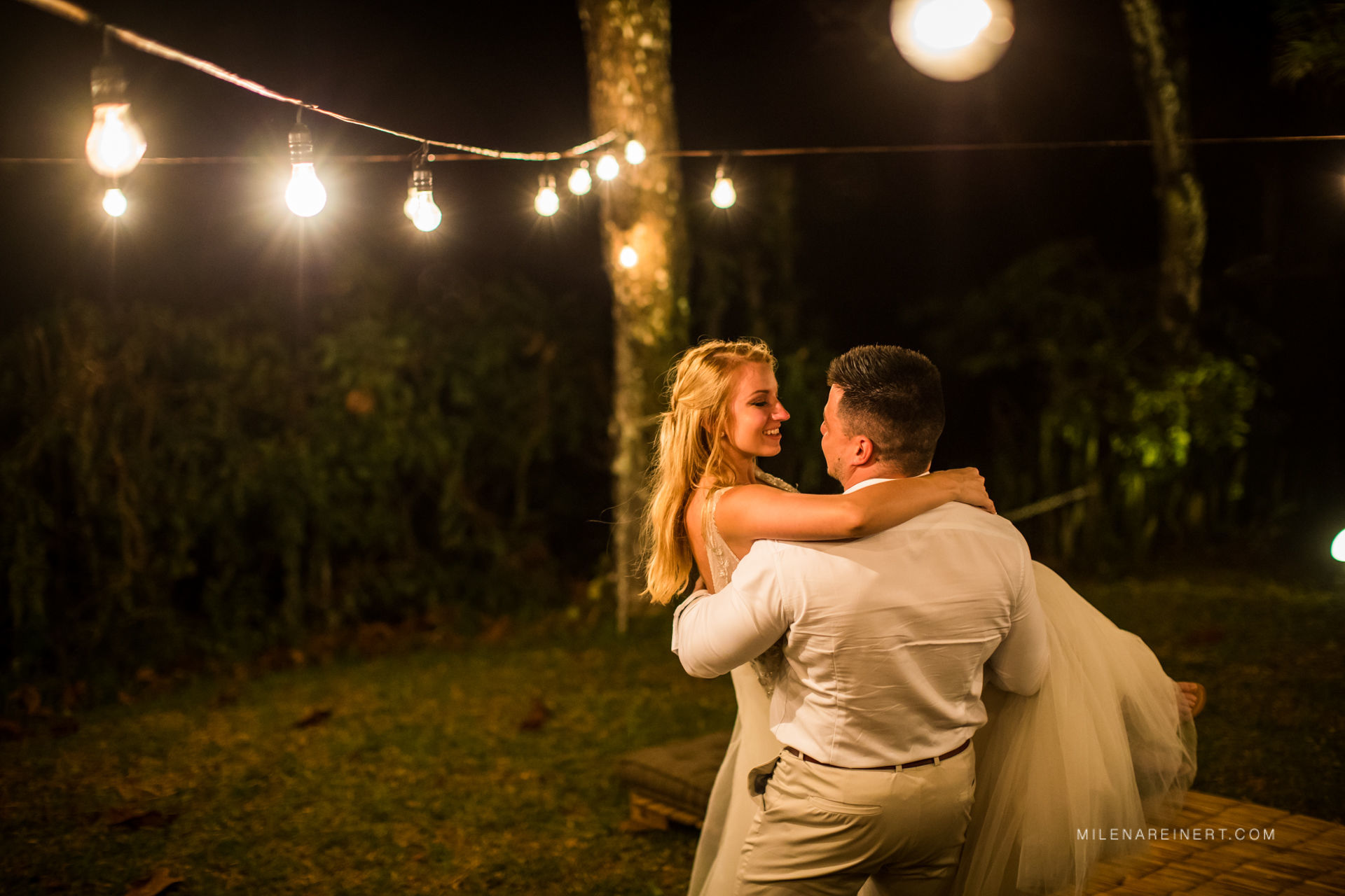 Foto Fotografia de Casamento | Holly + Caio | Ubatuba - SP Foto Fotografia de Casamento | Holly + Caio | Ubatuba - SP - Imagem 86