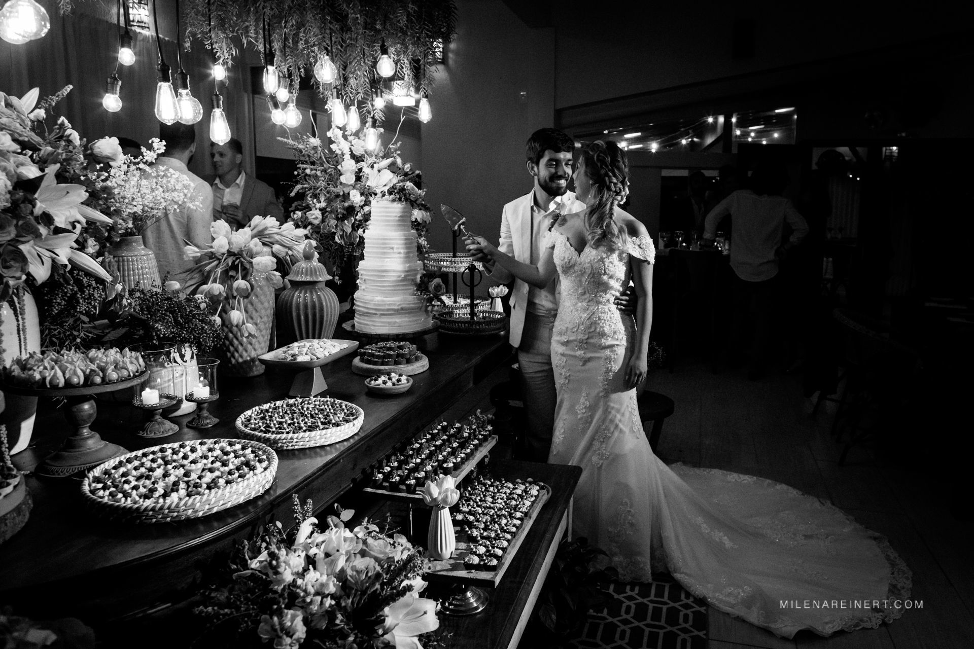 Foto Casamento incrível na Praia do Rosa | Fernanda e Bruno Foto Casamento incrível na Praia do Rosa | Fernanda e Bruno - Imagem 80