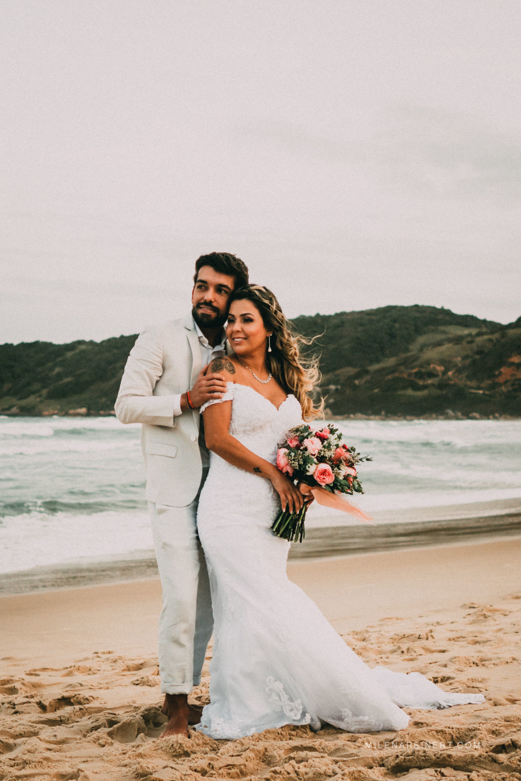 Foto Casamento incrível na Praia do Rosa | Fernanda e Bruno Foto Casamento incrível na Praia do Rosa | Fernanda e Bruno - Imagem 62