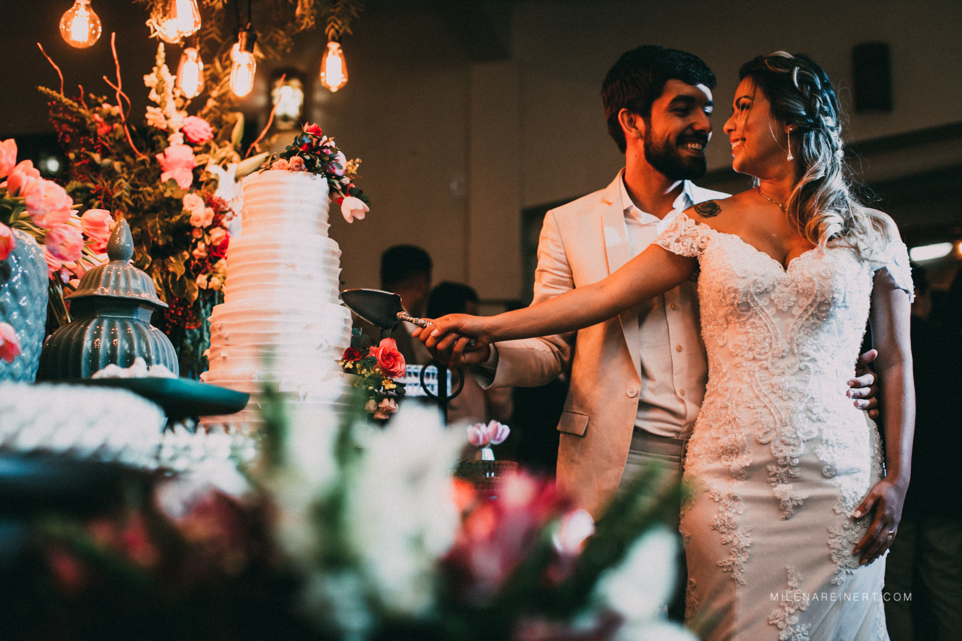 Foto Casamento incrível na Praia do Rosa | Fernanda e Bruno Foto Casamento incrível na Praia do Rosa | Fernanda e Bruno - Imagem 78