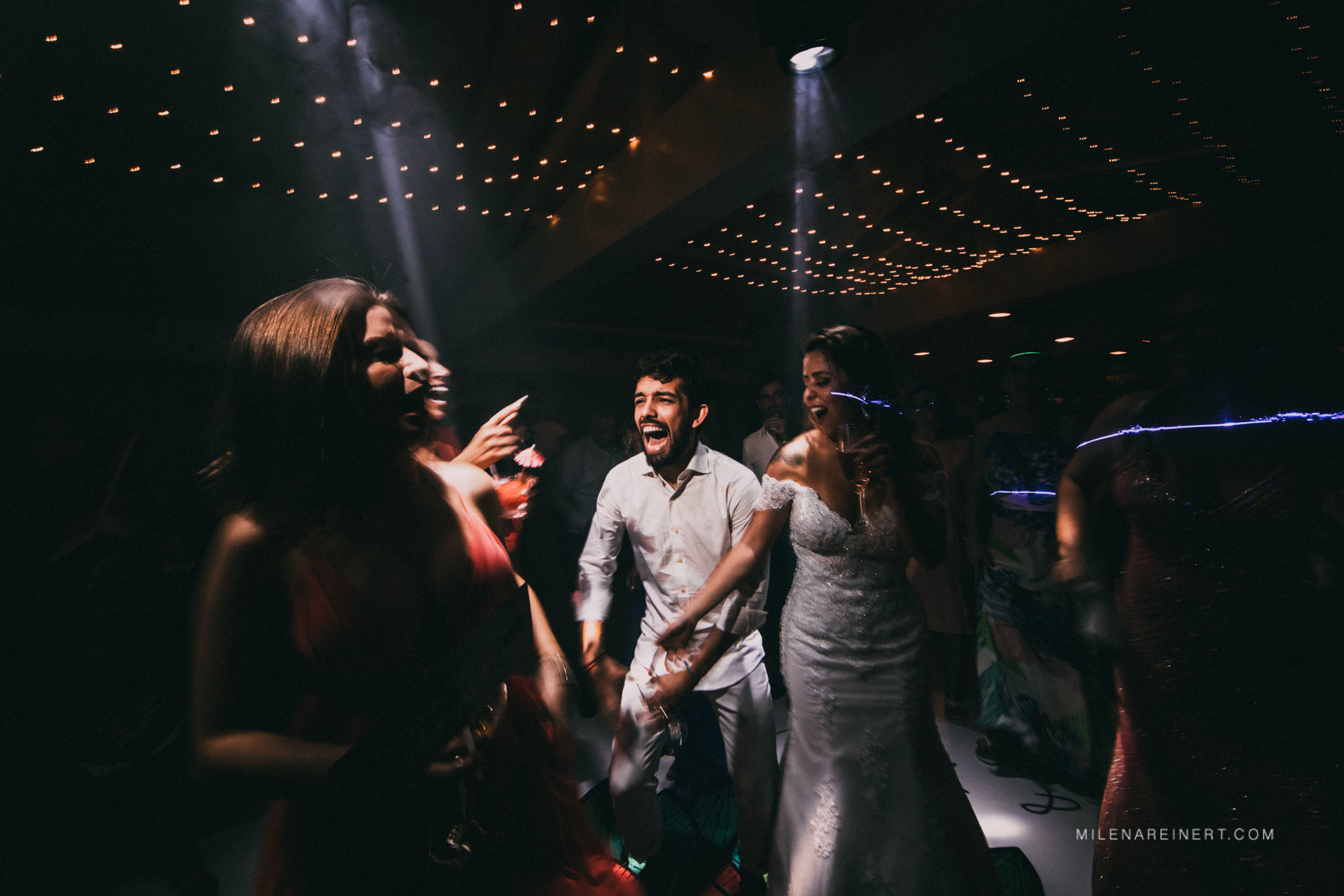 Foto Casamento incrível na Praia do Rosa | Fernanda e Bruno Foto Casamento incrível na Praia do Rosa | Fernanda e Bruno - Imagem 94