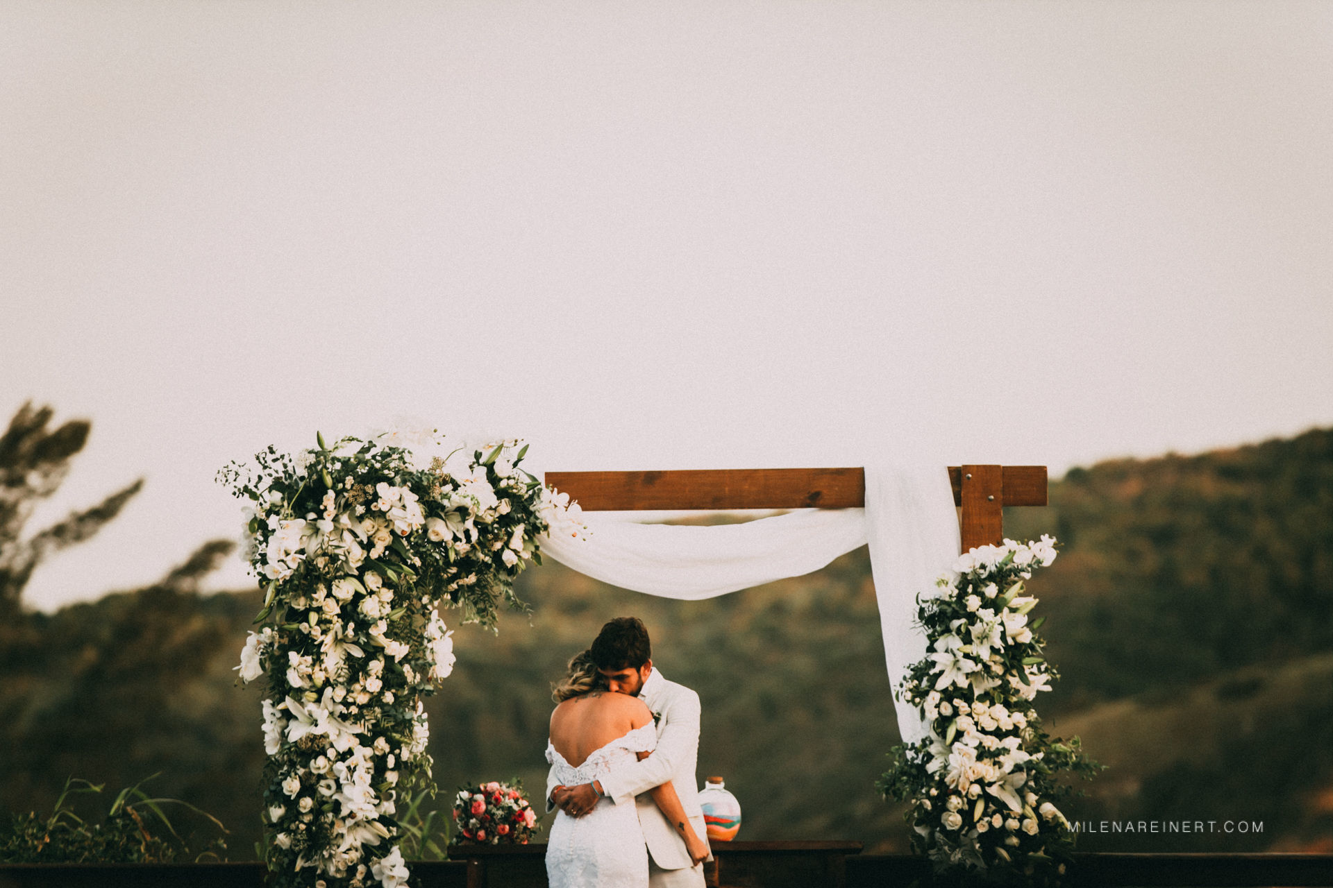 Foto Casamento incrível na Praia do Rosa | Fernanda e Bruno Foto Casamento incrível na Praia do Rosa | Fernanda e Bruno - Imagem 54