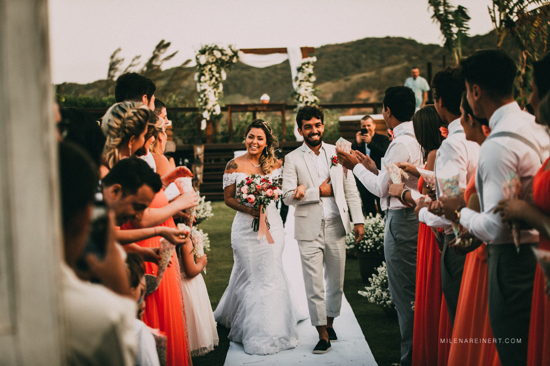 Foto Casamento incrível na Praia do Rosa | Fernanda e Bruno Foto Casamento incrível na Praia do Rosa | Fernanda e Bruno - Imagem 55