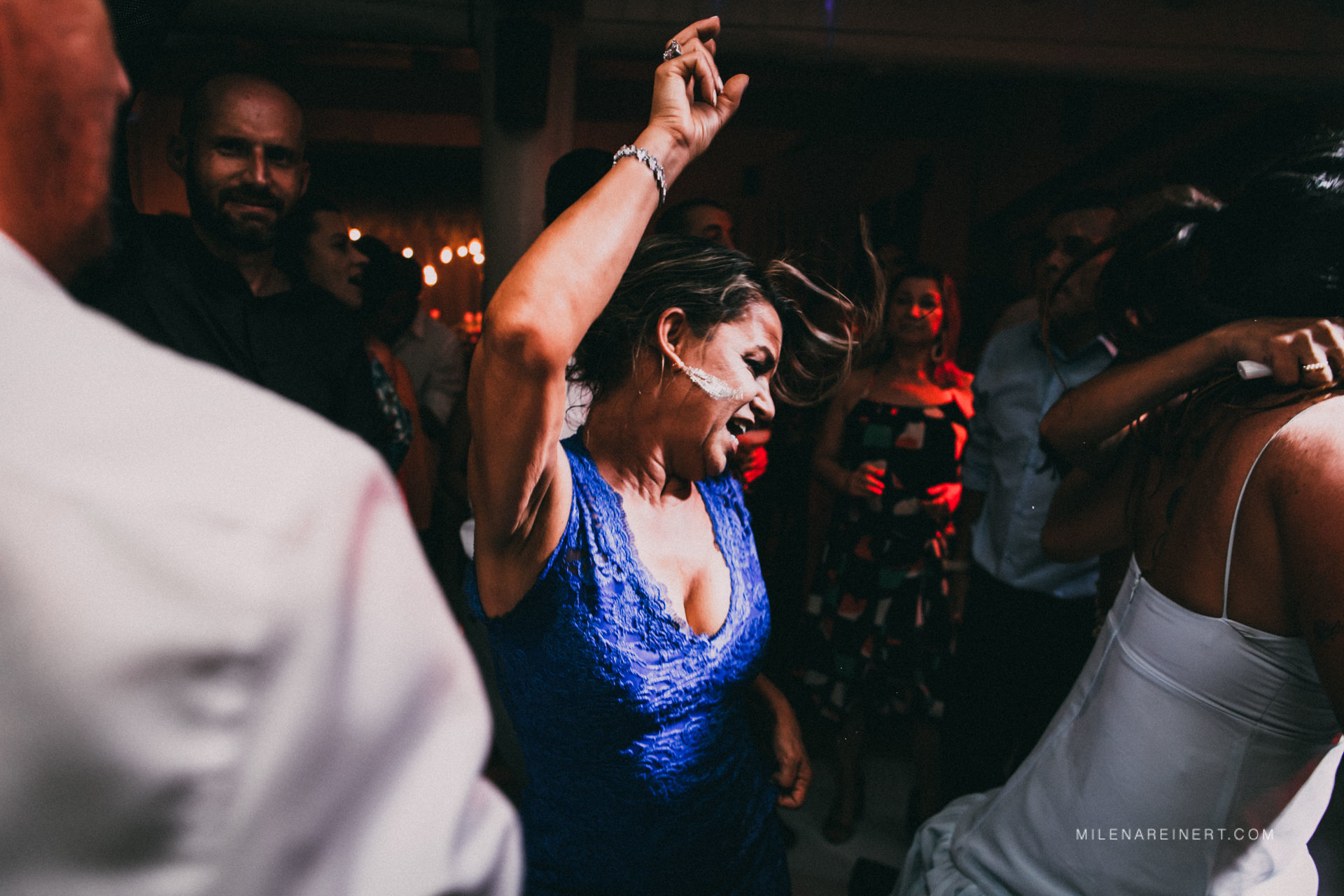 Foto Casamento incrível na Praia do Rosa | Fernanda e Bruno Foto Casamento incrível na Praia do Rosa | Fernanda e Bruno - Imagem 99