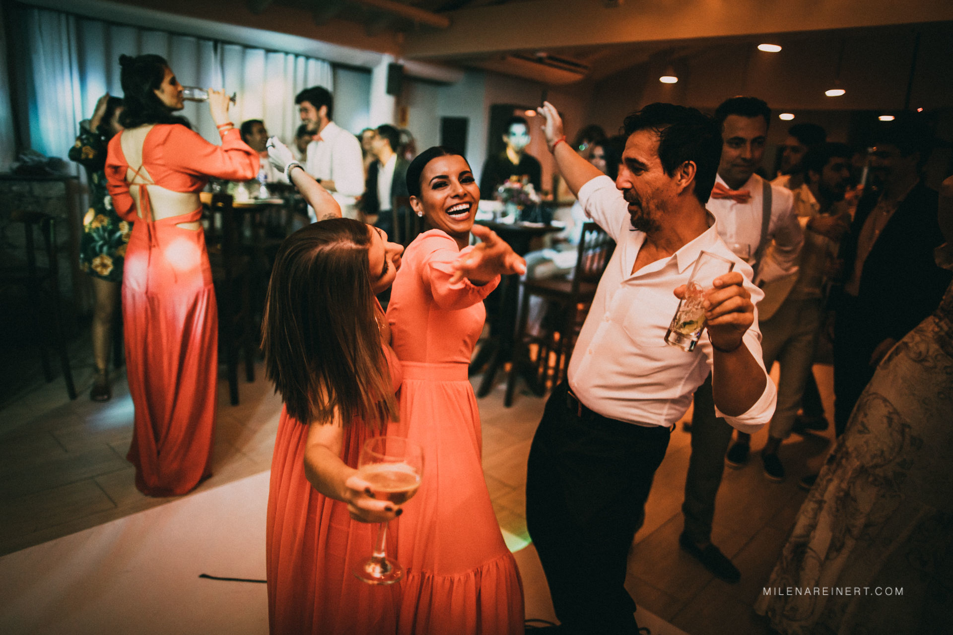 Foto Casamento incrível na Praia do Rosa | Fernanda e Bruno Foto Casamento incrível na Praia do Rosa | Fernanda e Bruno - Imagem 84