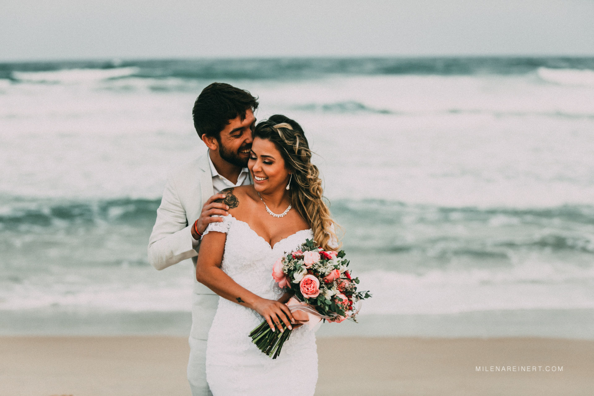 Foto Casamento incrível na Praia do Rosa | Fernanda e Bruno Foto Casamento incrível na Praia do Rosa | Fernanda e Bruno - Imagem 64